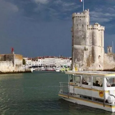 Au Coeur Du Centre Ville De La Rochelle Au Calme Avec Stationnement Gratuit Exterior foto