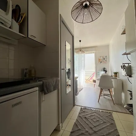 Au Coeur Du Centre Ville De La Rochelle Au Calme Avec Stationnement Gratuit Exterior foto