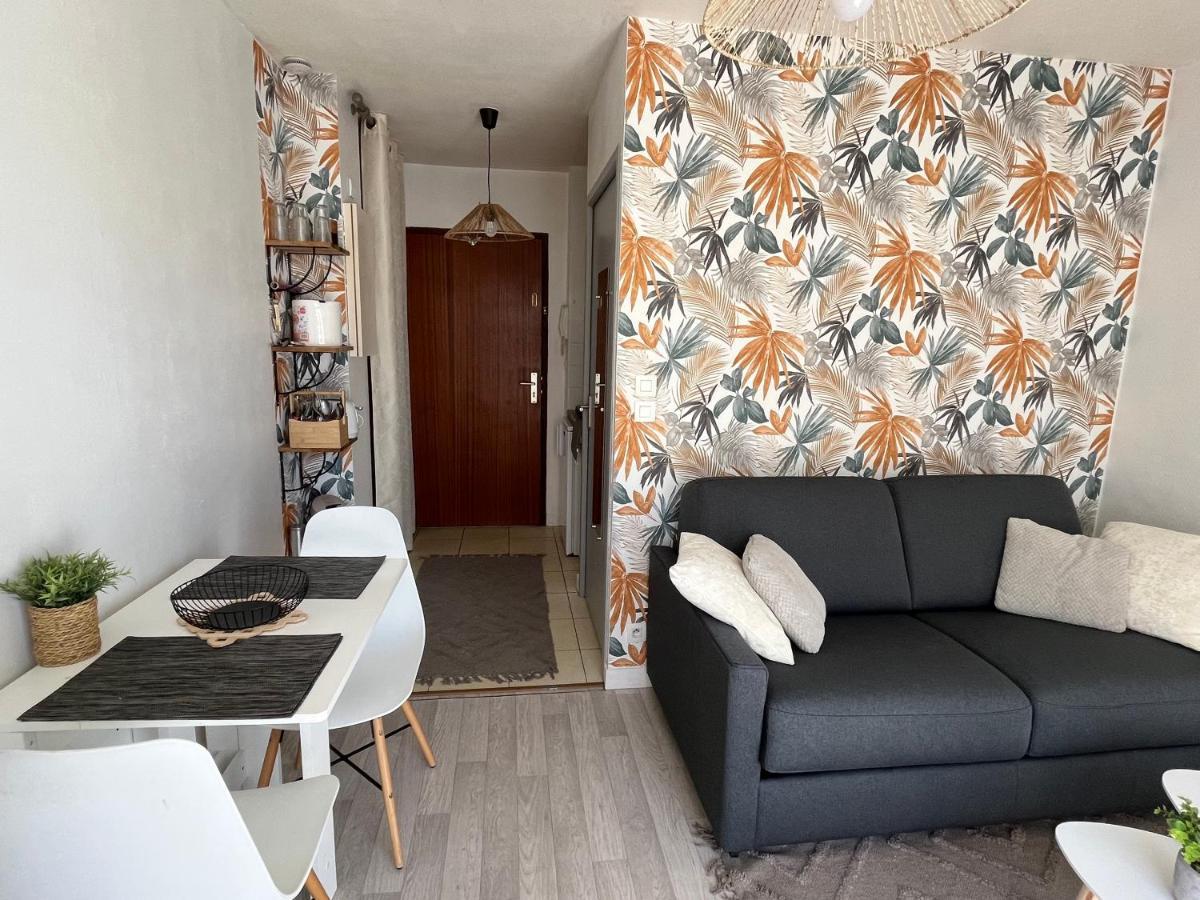 Appartement Au Coeur Du Centre De La Rochelle Au Calme Avec Stationnement Gratuit